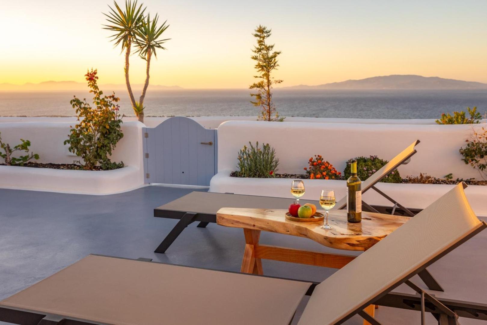 Sun Angelos Oia - Luxury Cave Suites Exterior photo