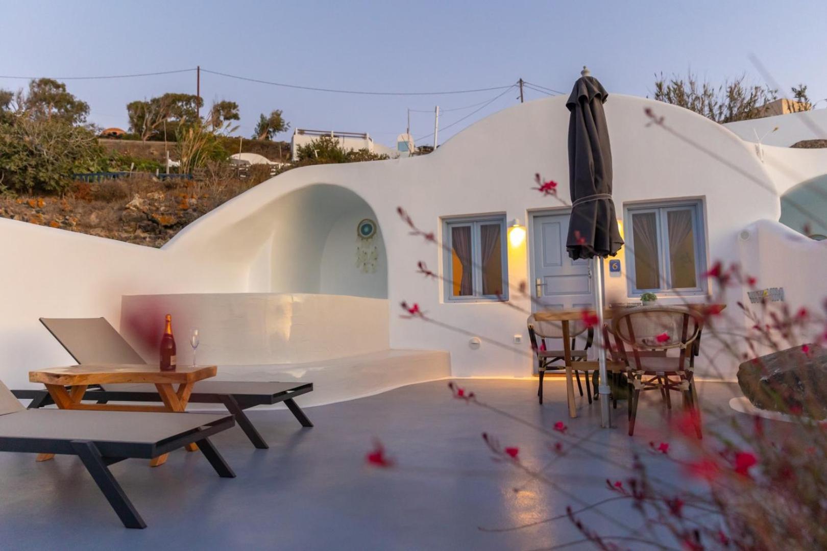 Sun Angelos Oia - Luxury Cave Suites Exterior photo